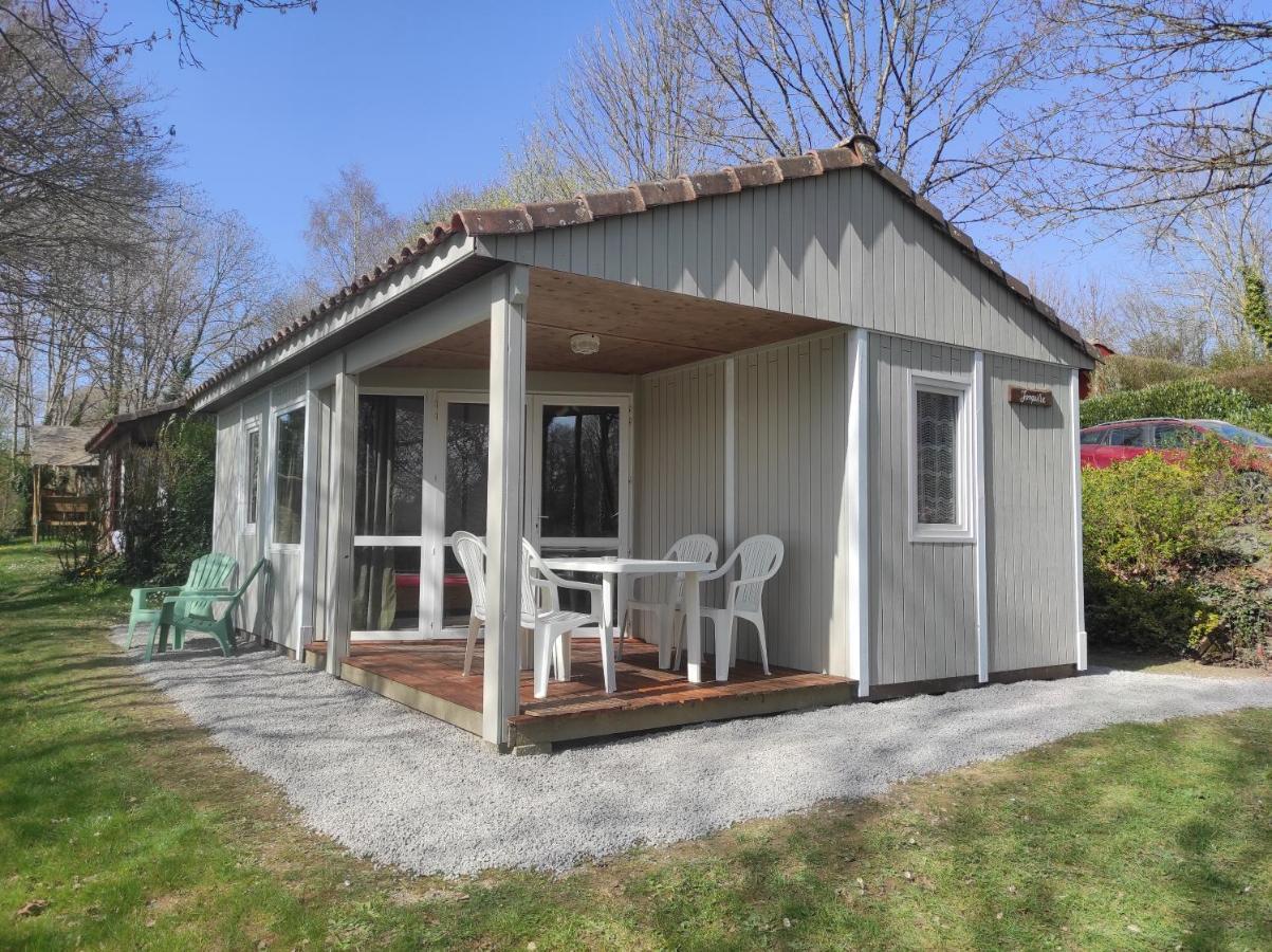 Chalet Simple Au Camping L'Etruyere Au Lac La Tardiere Buitenkant foto